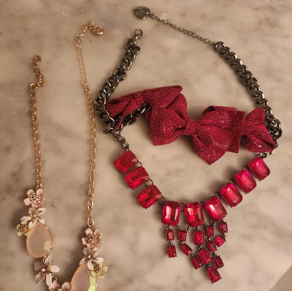 Lot Of Betsey Johnson Jewery - Picture 9 of 10